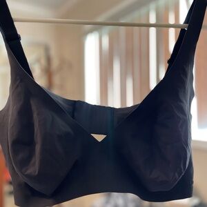 SKIMS Black Molded Cup Bra Intimates
